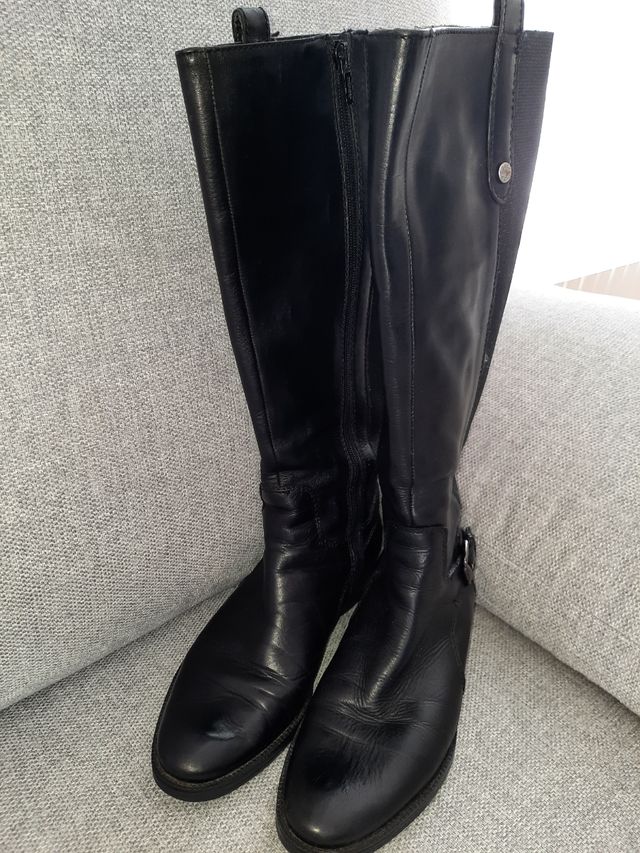 Botas negras de piel Geox. Talla 38.