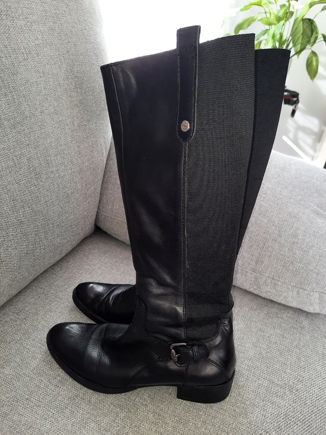 Botas negras de piel Geox. Talla 38.