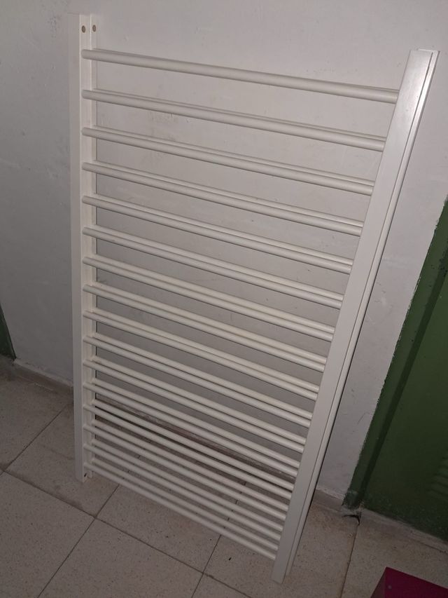 Cuna Hemnes ikea. se vende desmontada