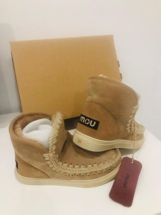 Botas Mou Eskimo de segunda mano por 203 EUR en Gavà en WALLAPOP