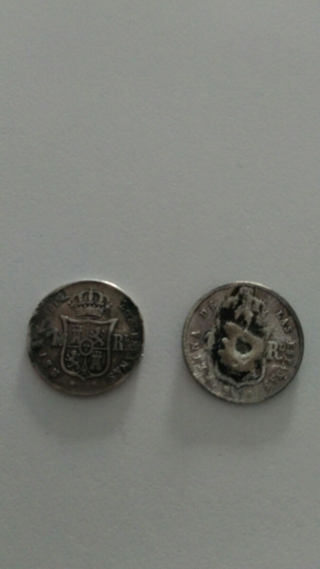 monedas de 1 real de Ysabel II, Una con soldadura