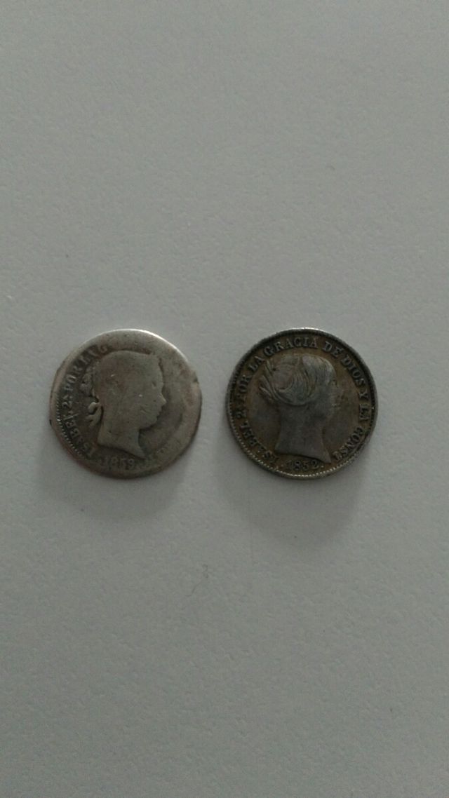 monedas de 1 real de Ysabel II, Una con soldadura