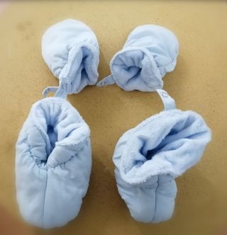 Buzo bebé. Marca Dulces. El Corte Inglés de segunda mano por 10 EUR en La  Flecha en WALLAPOP