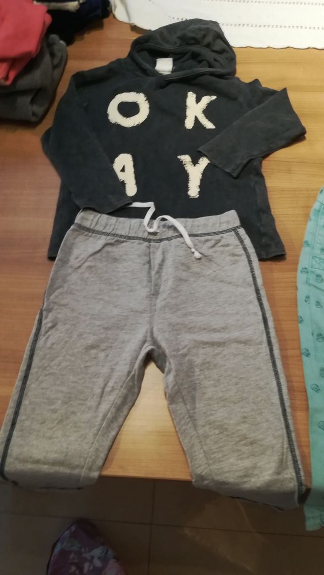 Roba nen, talla 12-30 mesos