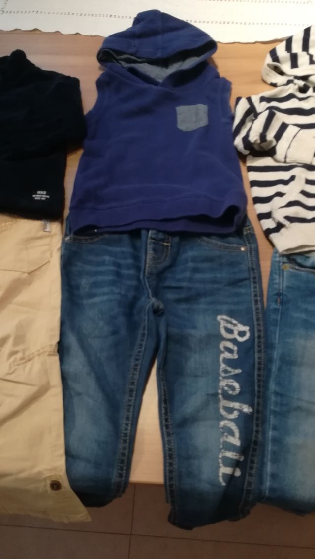 Roba nen, talla 12-30 mesos