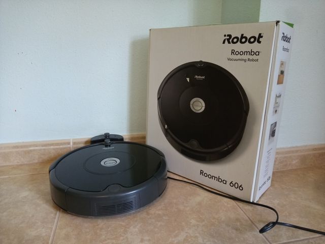 Robot Roomba 606