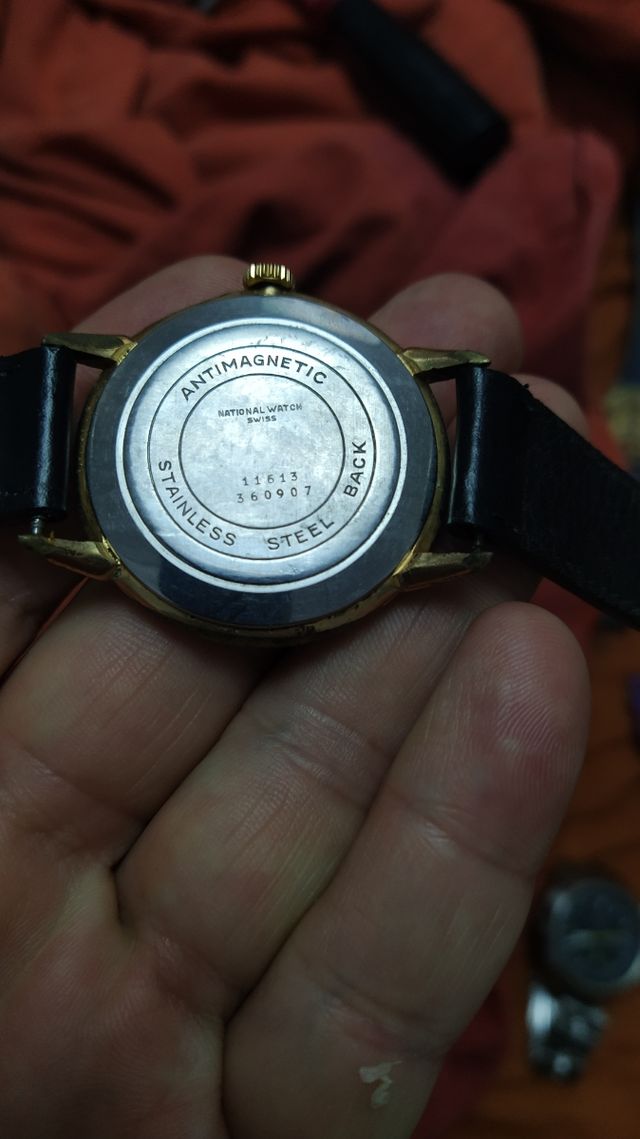 Reloj National Watch