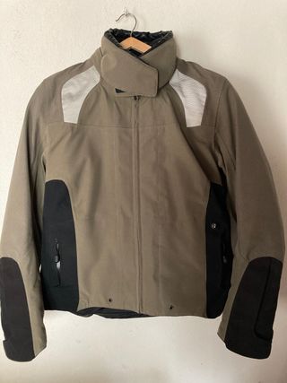 Chaqueta moto mujer BMW Streetguard 2. de segunda mano por 200 EUR en Gijón  en WALLAPOP