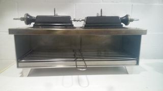 Tostador de gas industrial seminuevo de segunda mano por 95 EUR en Coria  del Río en WALLAPOP