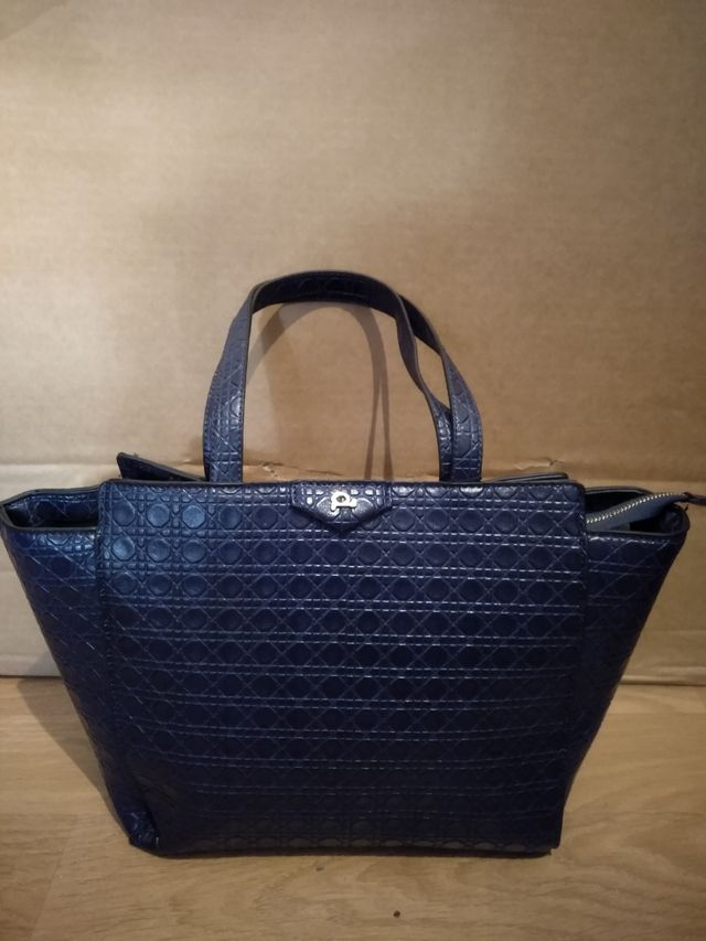 bolso nuevo con etiquetas