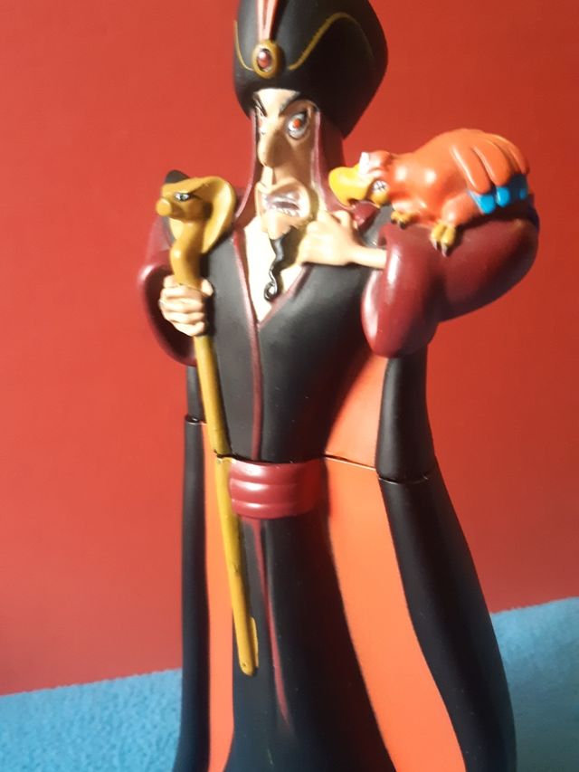 FIGURA MAGO " JAFAR " PELICULA ALADINO .