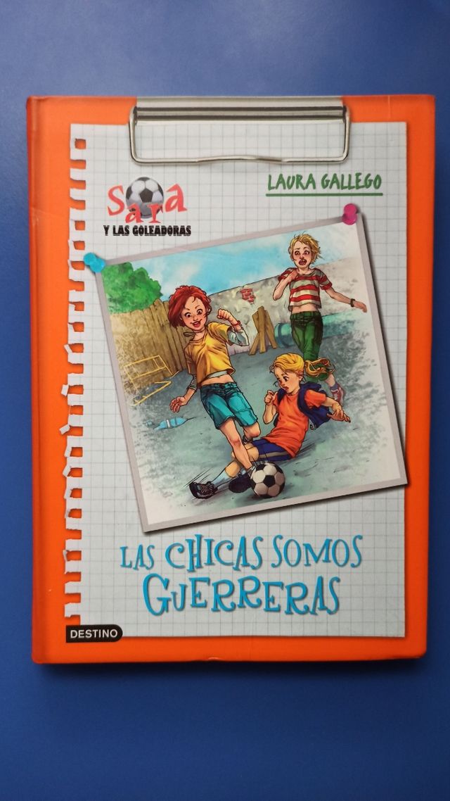 Libro juvenil Las chicas somos guerreras (Laura)