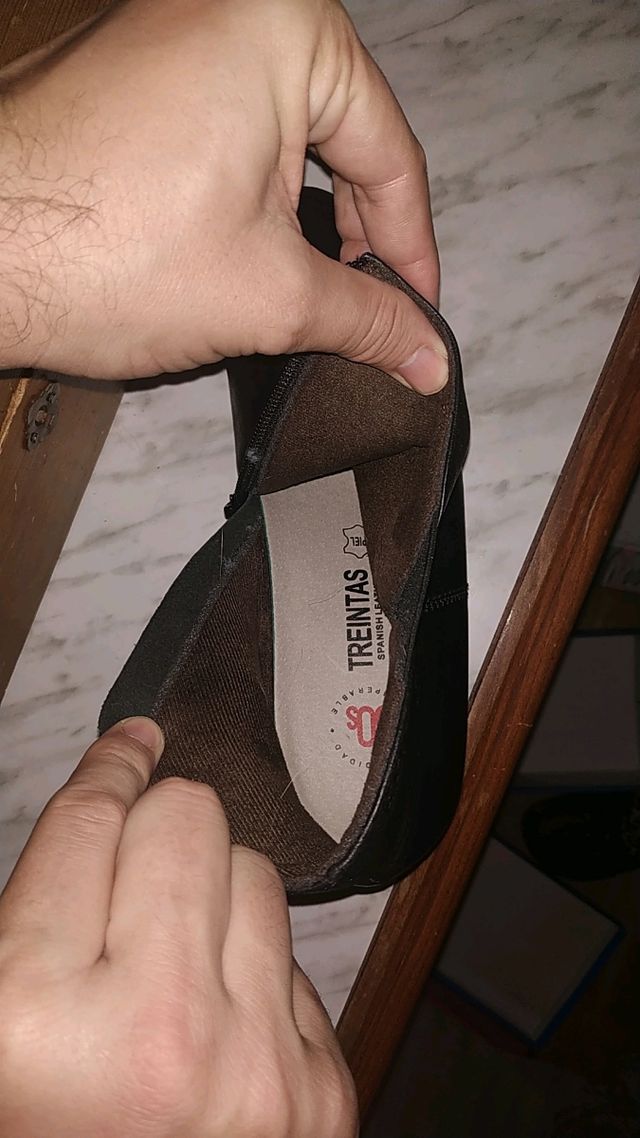 botines de piel negros