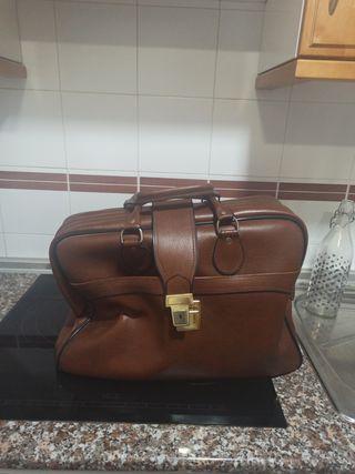 Maleta de mano antigua. de segunda mano en Madrid en WALLAPOP