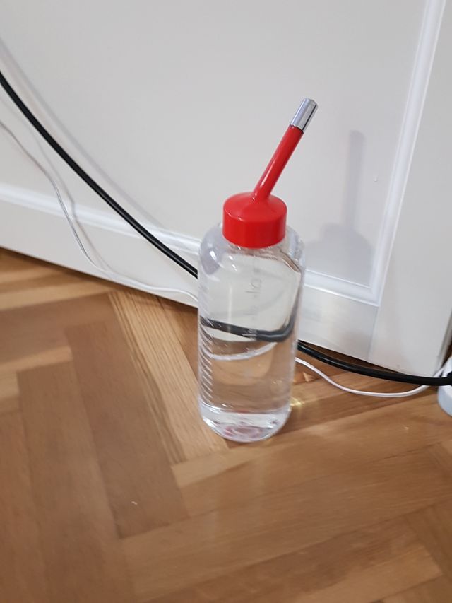 Pack de jaula, bebedero, heno y transportín