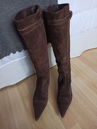Botas altas piel Fosco de segunda mano por 19 EUR en Andújar en WALLAPOP
