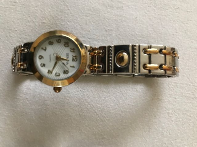 Relojes Genera Quartz nuevos