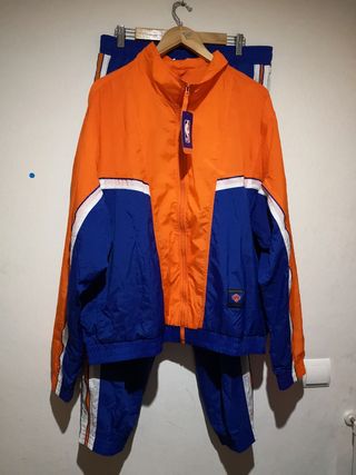 Chándal Nike NBA New York Knicks tracksuit retro de segunda mano por 110  EUR en Alicante en WALLAPOP