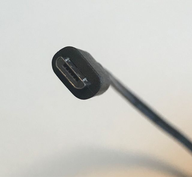 Cargador universal micro-USB