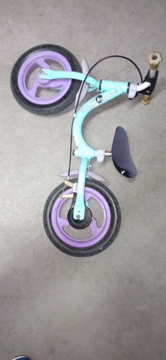 Bici sin pedales con freno