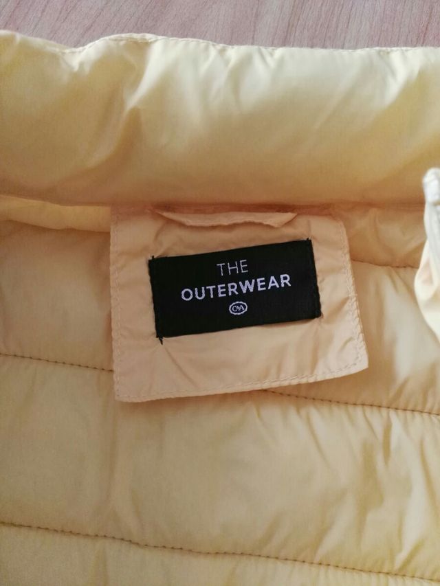 chaleco C&A amarillo fuerte  talla 36 a estrenar