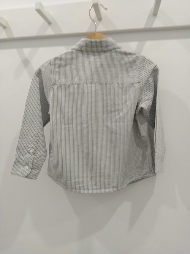 Camisa Benetton T- 2 años, buen estado
