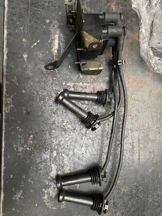 Bobina y cables de encendido ford focus st 170