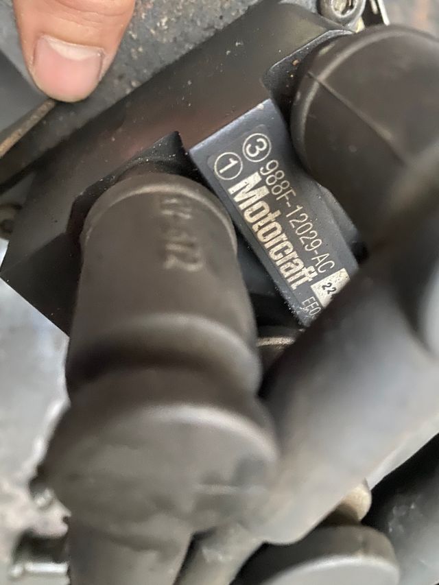 Bobina y cables de encendido ford focus st 170