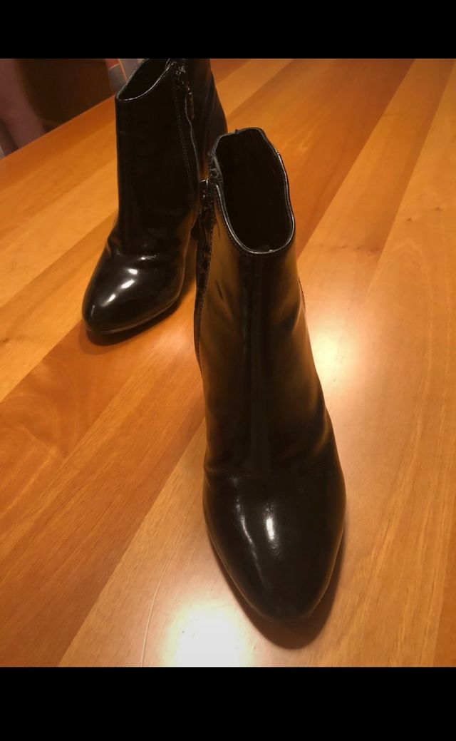 Botines piel negros Geox