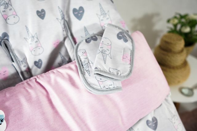 Saco Silla Universal Unicornio polar + manoplas