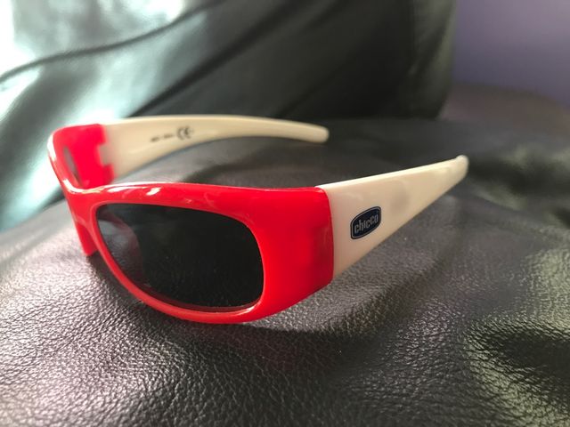 Gafas sol niño marca Chicco