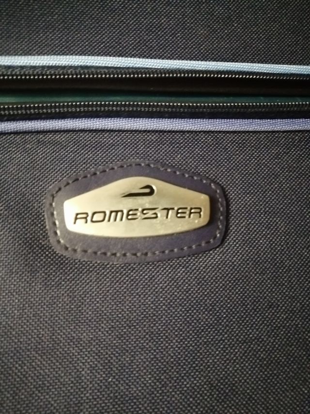 Portatraje Romester. viaje. bolsa. maleta