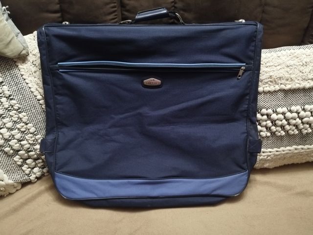 Portatraje Romester. viaje. bolsa. maleta