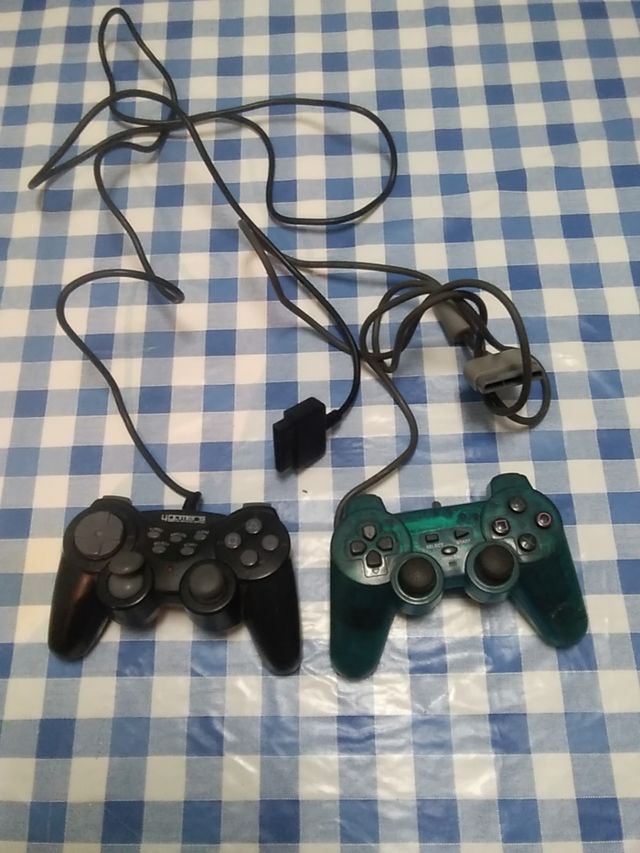 2 Mandos para la Consola