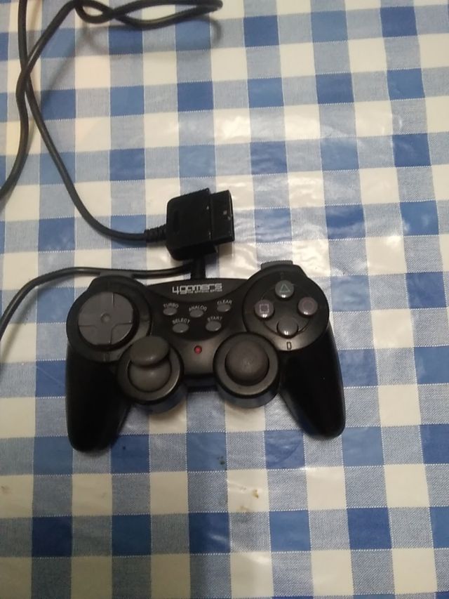 2 Mandos para la Consola