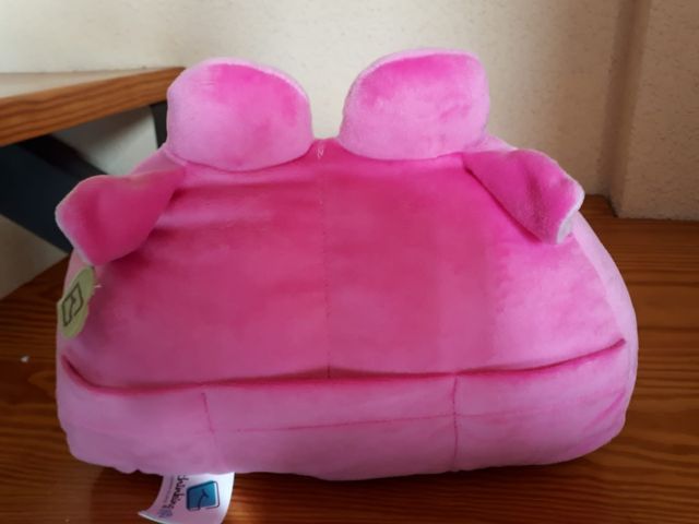 Apoya tablets y libros.