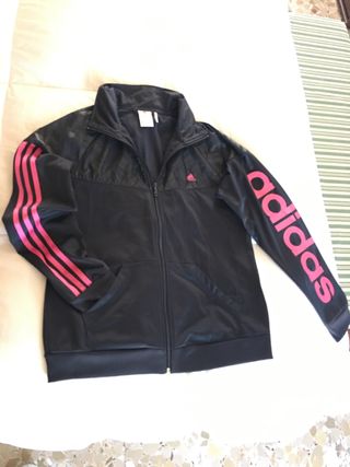 Adidas chaqueta talla M 38 a 40 negro fucsia de segunda mano por 20 EUR en  Navalcarnero en WALLAPOP