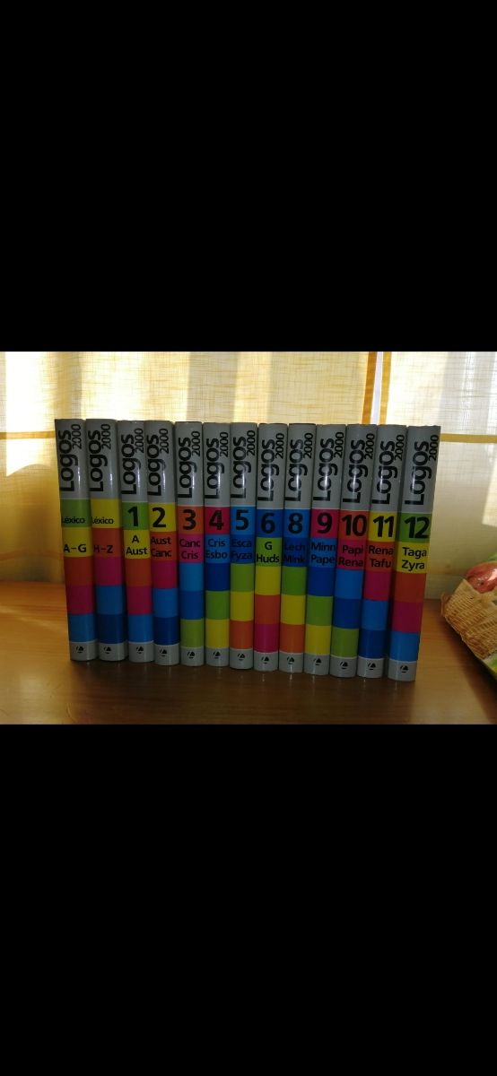 Enciclopedia Logo 2000