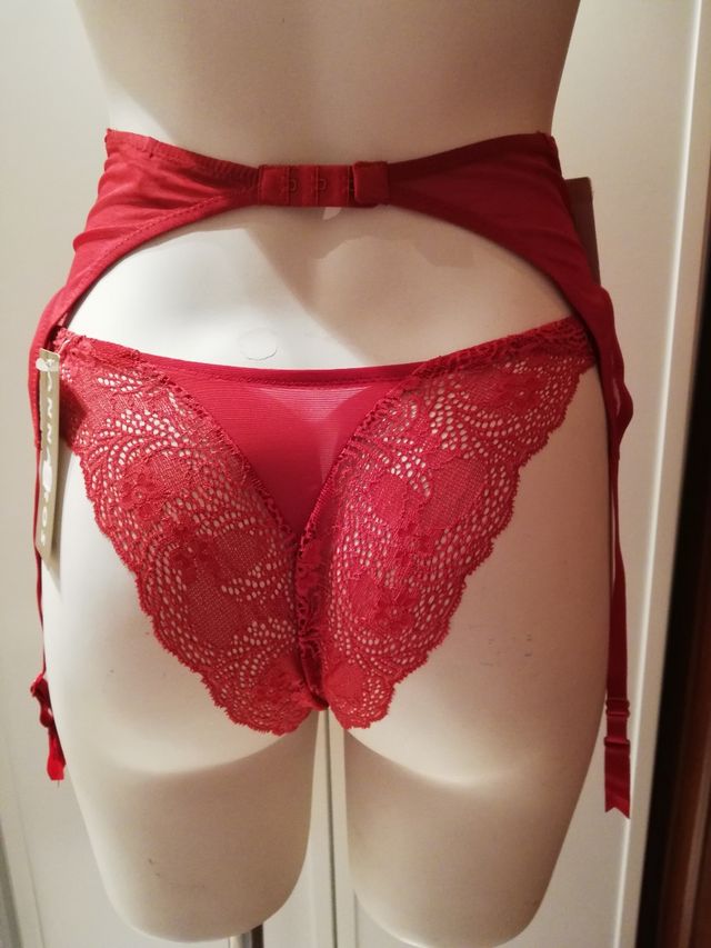 Conjunto Liguero + braguita burdeos L