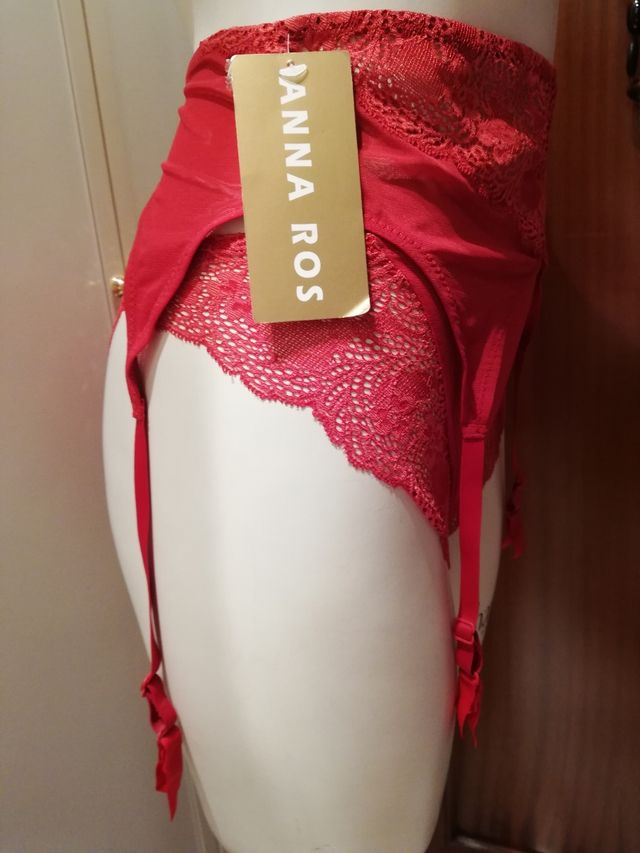 Conjunto Liguero + braguita burdeos L