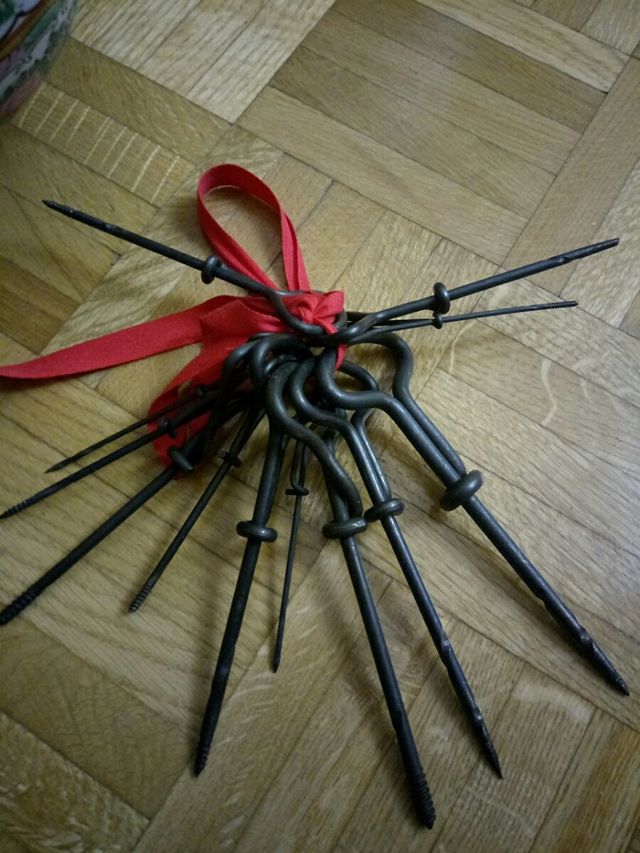 Punzones, buriles,machos de roscar. Juego