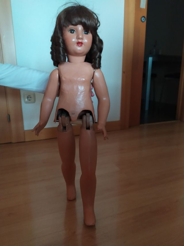 muñeca antigua (+ 100 años) de cartón piedra