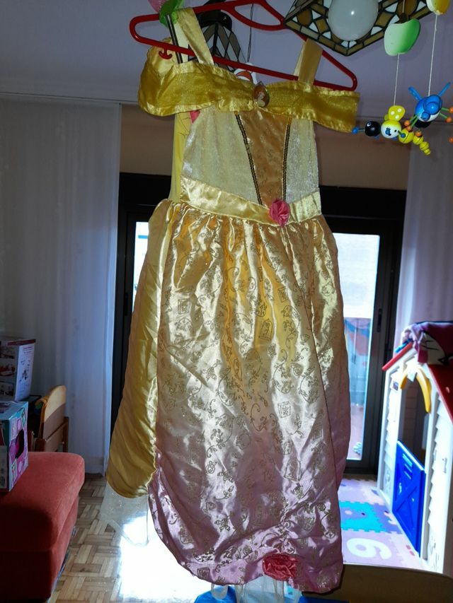 vestido de Bella talla 6-8 años