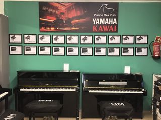PIANOS YAMAHA