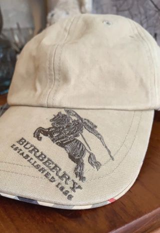 burberry gorra joven