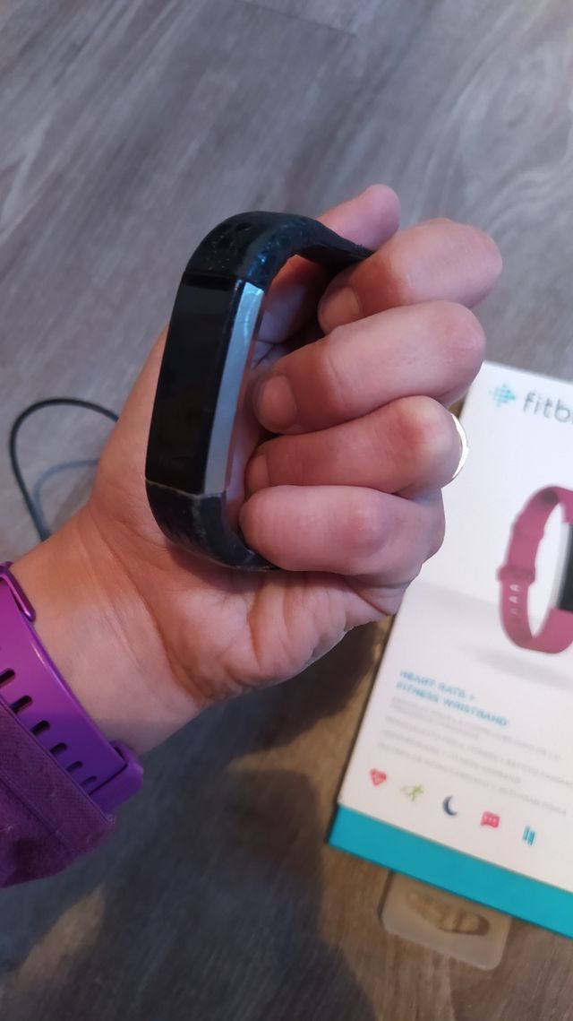 Pulsera fitness FITBIT ALTA HR 