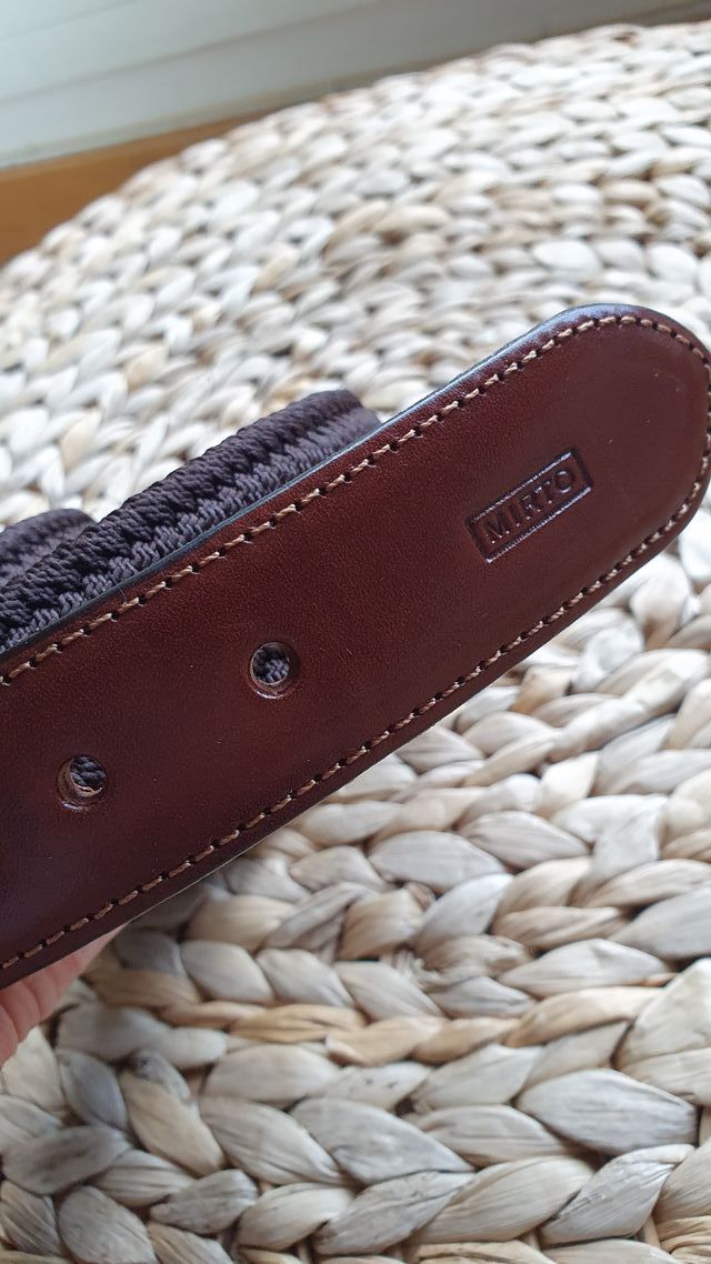 Cinto marrón de la marca Mirto sin estrenar.