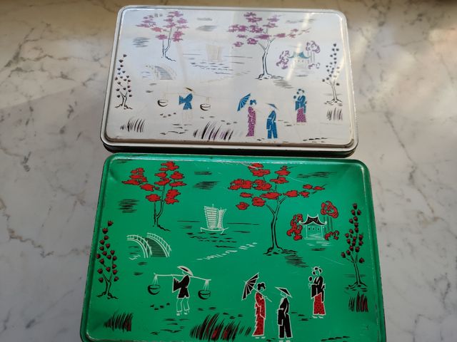 Latas de Cola Cao años 60