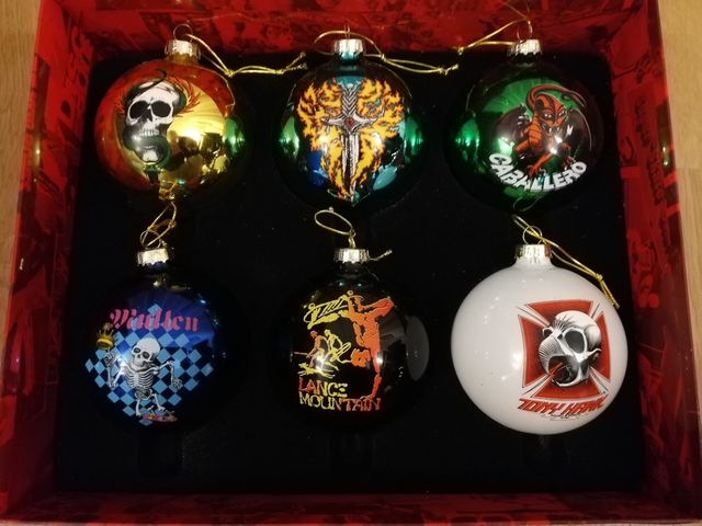 Lote Bolas Navidad Powell Peralta Bones Brigade