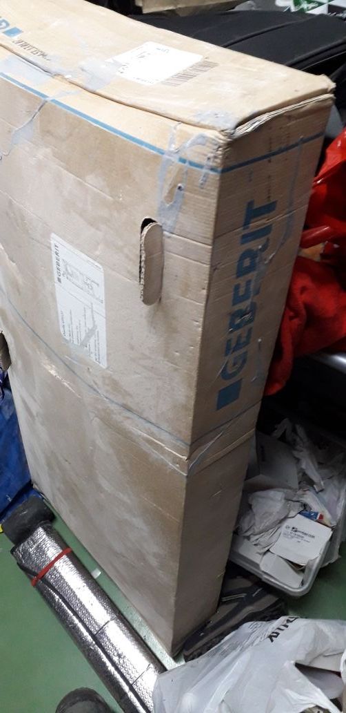 Conjunto de retrete suspendido. Soporte Gerebit +